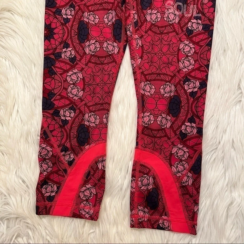 Lululemon Women's Size 6 Run: Inspire Crop II Legging Soul Cycle Prisma Guava
